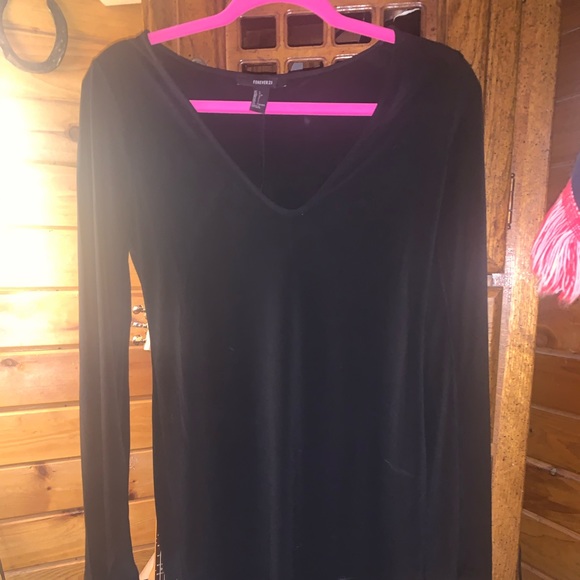 Bell sleeve black dress - Picture 1 of 3